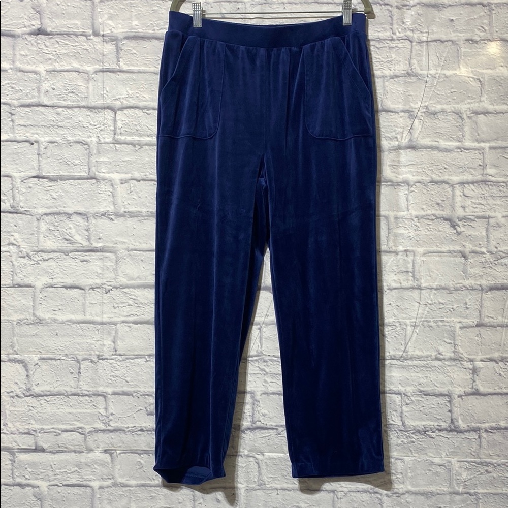 Leo & Nicole Navy Blue Pants